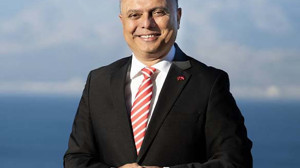 Ümit Uysal, Chp Genel Başkanı Özgür Özel’e Karşı Adaylığını Açıkladı