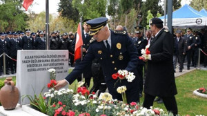 Balıkesir Emniyet Teşkilatı’ndan Şehitliğe Anlamlı Ziyaret