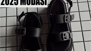 2025 Balıkesir'in Modasında Sandaletler Popüler