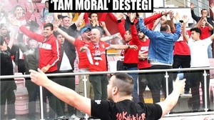 Balıkesirspor Taraftarından Moral Desteği!
