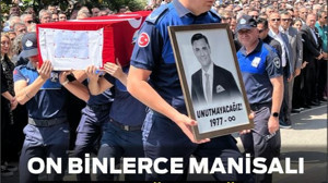 On Binlerce Manisalı, Başkanlarını uğurladı