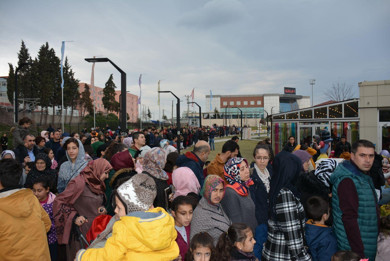 ÇOCUK KÖYÜ'NDE İZDİHAM YAŞANDI - 4. resim