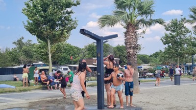 Edremit Kavruldu: Termometreler 42 Dereceyi Gördü