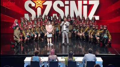 Balıkesirli Liselilerden Kuvayı Milliye Dansı Yarı Final Bileti Aldılar