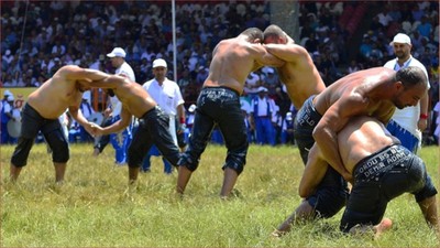 9. Burhaniye Kızıklı Yağlı Pehlivan Güreşleri Başlıyor