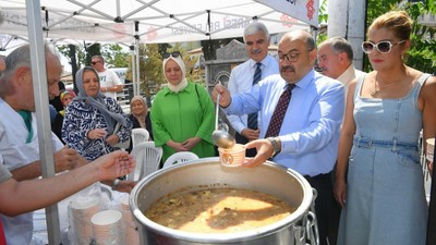 Vali Ustaoğlu Aşure Hayrında Vatandaşlarla Buluştu