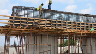Balıkesir’de İnşaat İşçileri Sıcaktan Korunmak İçin Ne Yapıyor?