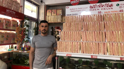 Balıkesir’in 4. Kuşak Helvacısı Konuştu: “Aynı Tarifle Yaptım, Kazanın İçinde Taşa Döndü”