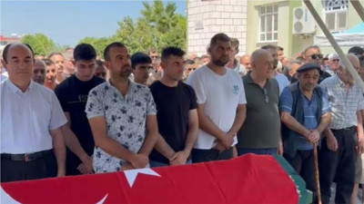 Teksüt yangınında hayatını kaybeden Özcan Yıldırım defnedildi