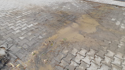 Burhaniye’de Su Borusu Patladı! Tonlarca Su Boşa Akıyor