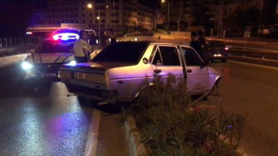 Balıkesir’de Otel Önünde Kaza: Ehliyetsiz ve Alkollü Çıktı!