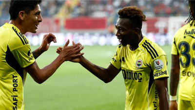 Edson Alvarez: Defansif Güçlüyüm, Hücumda da Katkı Sağlayacağım