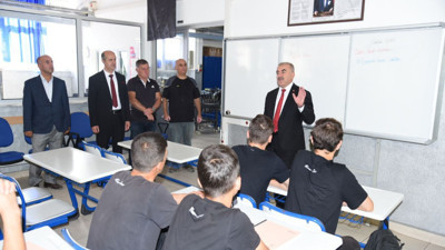 İl Millî Eğitim Müdüründen 3 Okula Sürpriz Ziyaret