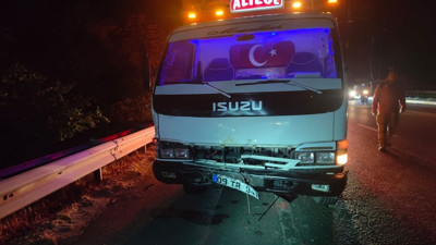 Balıkesir-Bursa Yolunda Feci Kaza: 2 Yaralı