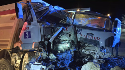 Bigadiç’te Maden Sahasında Kaza: Sürücü Sıkıştı
