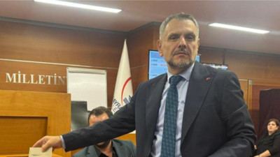 Bayrampaşa Belediye Başkan Vekilliğine seçilen AK Parti'li Akın göreve başladı