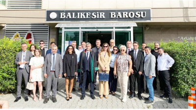 BARO'dan Mesaj "Yaşasın Cumhuriyet"