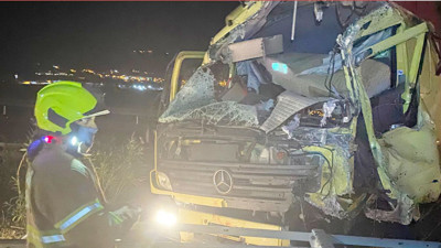 İstanbul-İzmir Otoyolu’nda Kamyon Kazası: 1 Yaralı