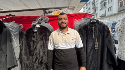 Balıkesir 2025 Kış Modasında Gri, Bordo ve Kahverengi Öne Çıkıyor