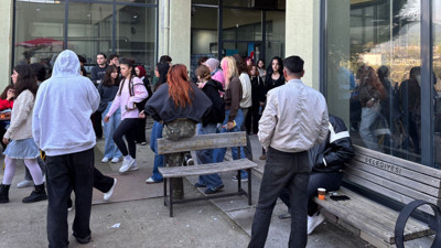 BAÜN'de Deprem Şiddetli Hissedildi: Öğrenciler Dışarı Çıktı