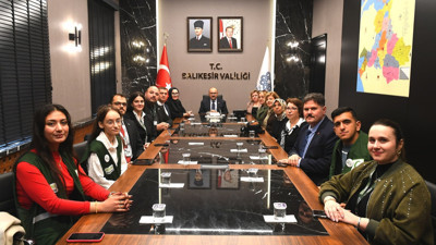 Yeşilay Balıkesir Şube Başkanı Melek Özerol’dan Vali Ustaoğlu’na ziyaret