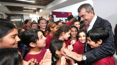 Bakan Tekin’den Balıkesir’de Sürpriz Okul Ziyareti!