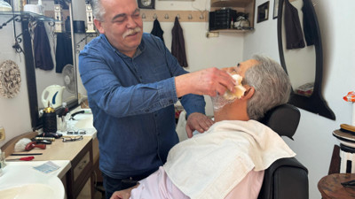 Balıkesir'de Berber Eriş Berber Koltuğu Sohbet Kalbidir