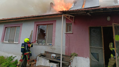 Karesi'de Ev Yangını Korkuttu! İşte O Anlar
