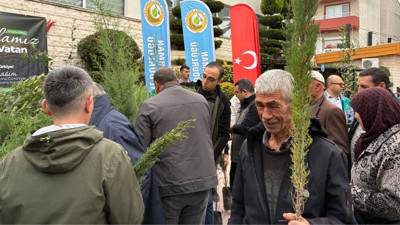 Bigadiç'te Fidanlar Sahiplenildi