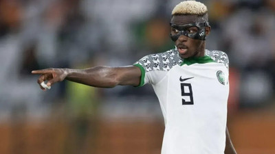 Osimhen’den Endişelendiren Sakatlık!