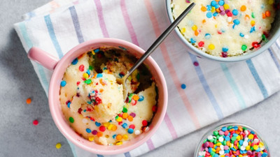 En Pratik Bardakta Kek Tarifi: 3 Dakikada Hazır