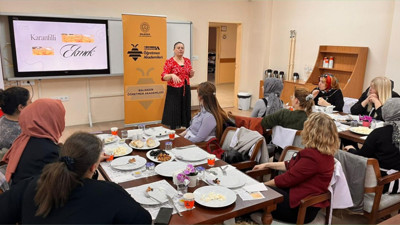 Gastronomi Akademisi'nden "Karanfilli Bayram Ekmeği" Eğitimi