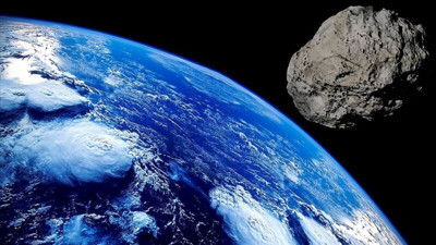 NASA’dan kritik açıklama: Otobüs büyüklüğünde asteroit Dünya’yı teğet geçiyor