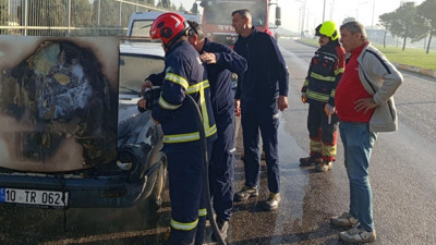 OSB’de Seyir Halindeki Araç Alev Aldı