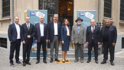 Ege'nin Renkleri Edremit'teki Tarihî Banka Binasında Can Buldu