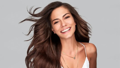 Demet Özdemir’in Günlük Hayatı ve Aşk Hayatı Objektiflerde