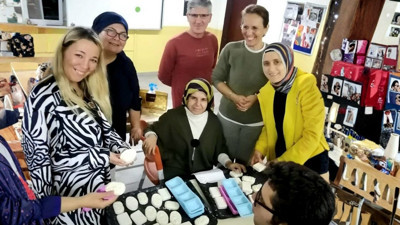 Halk Eğitim'de Sabun Yapımı Etkinliği Büyük İlgi Gördü