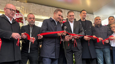 Akın ve Sarı, Kuyumcu Açılışında Buluştu