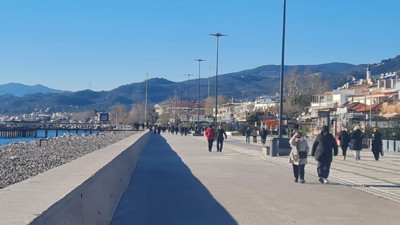 Edremit'te Yeni Yılın İlk Günü, Güneşli Başladı