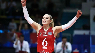 Derya Çayırgan Kimdir, Nereli, Kaç Yaşında? İşte Milli Voleybolcunun Hayatı ve Kariyeri