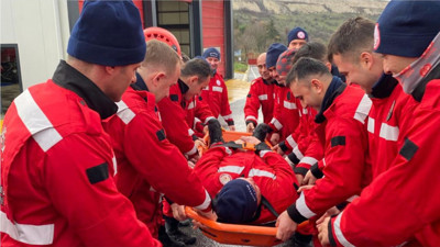 Balıkesir İtfaiyesi’nin kahramanları afetlere karşı güçleniyor