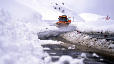 Ardahan-Şavşat kara yolu kar nedeniyle büyük araç geçişine kapatıldı