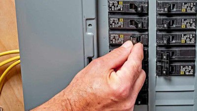 Ayvalık’ta 6 Mahalleye Elektrik Kesintisi! Saat Saat Liste