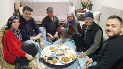 Havran’da Karalar Mahallesi’nde İftar Buluşması
