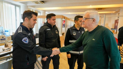 Başkan Ali Kemal Deveciler Personelle Bayramlaştı