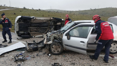 Şamlı Yolunda Sıkışmalı Kaza