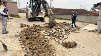 Balya’da Yol ve Parke Çalışmaları Devam Ediyor