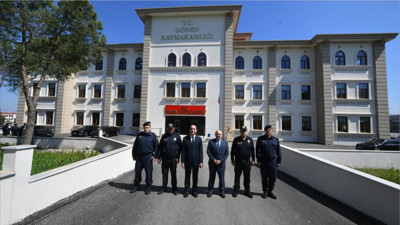 Vali Ustaoğlu, Yeni Hükümet Konağı’nda