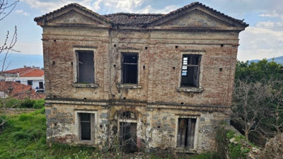 Edremit’te 79 Yıllık Okul Gündemde