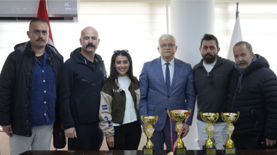 Dereceye Giren Ekipten Başkan Deveciler'e Ziyaret